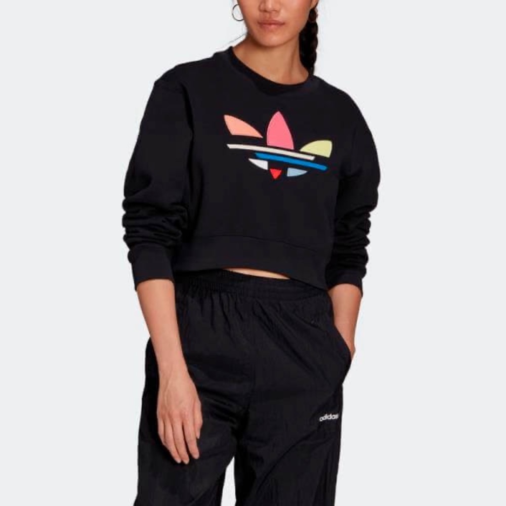 Adidas Shattered Trefoil Cropped Sweatshirt in Black Size Medium‎